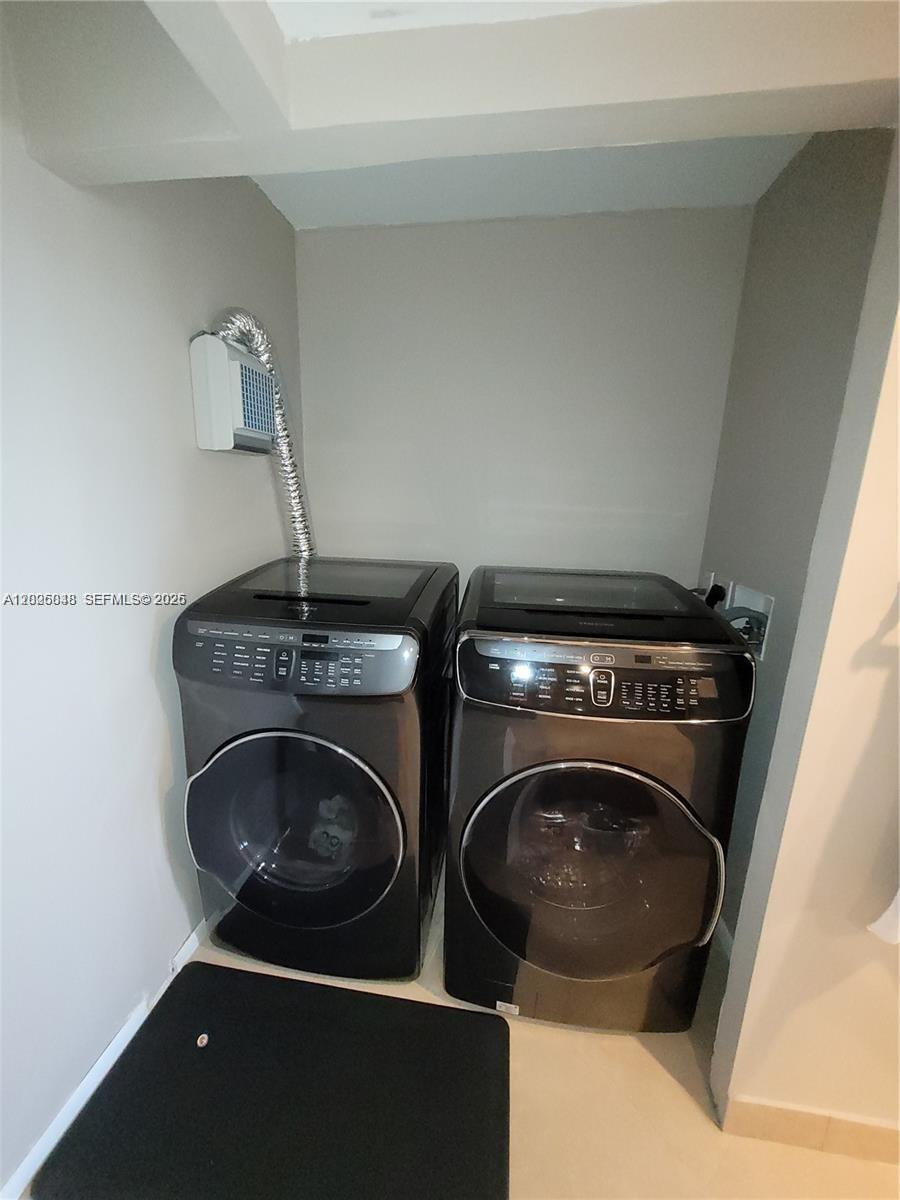 800 NE 195th Street
