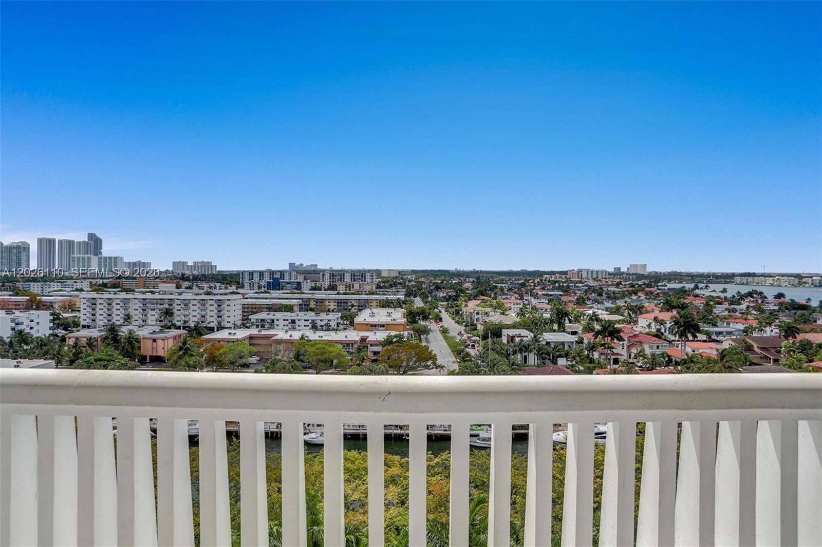 2000 Island Boulevard