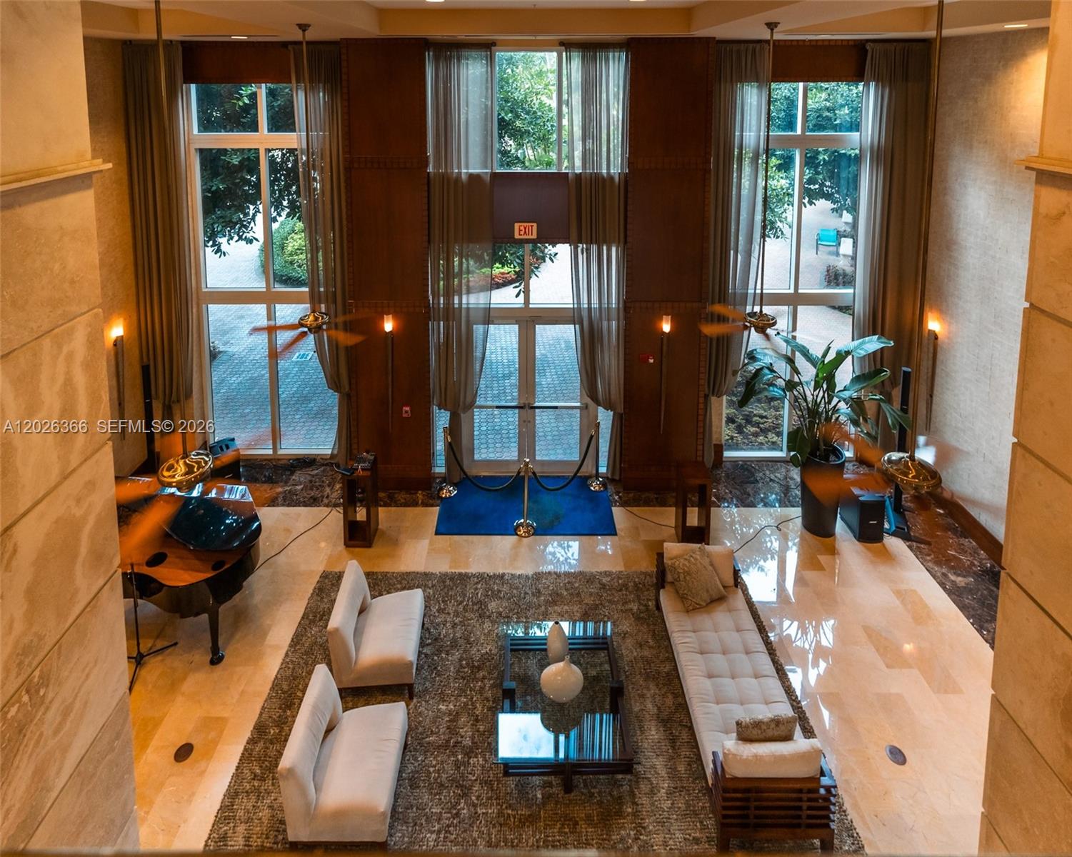 19501 W Country Club Drive
