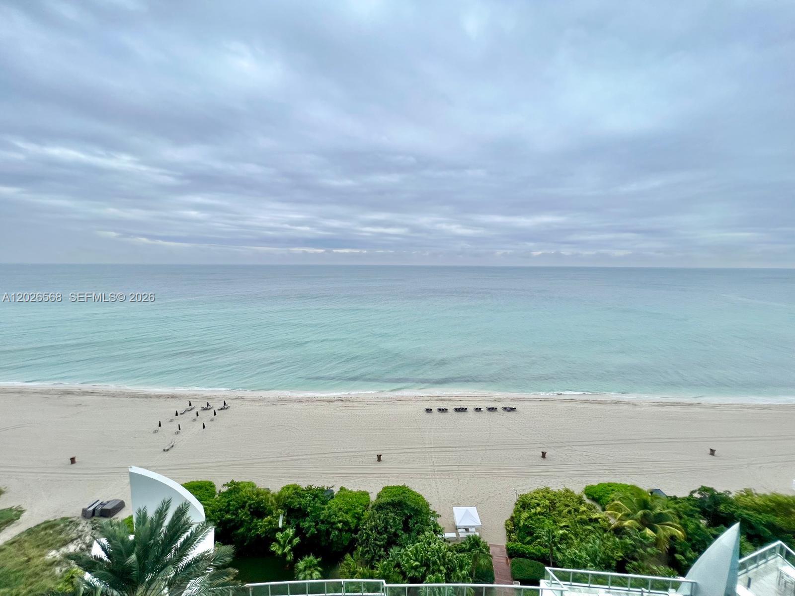 17121 Collins Avenue
