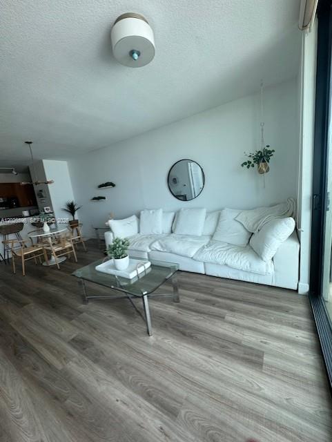 1300 Ponce De Leon Boulevard