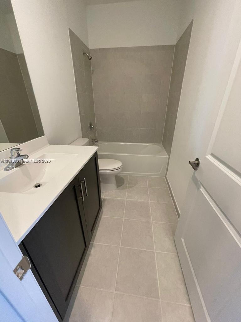 2634 SE 11th Court