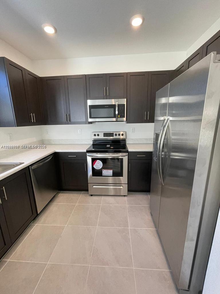 2634 SE 11th Court