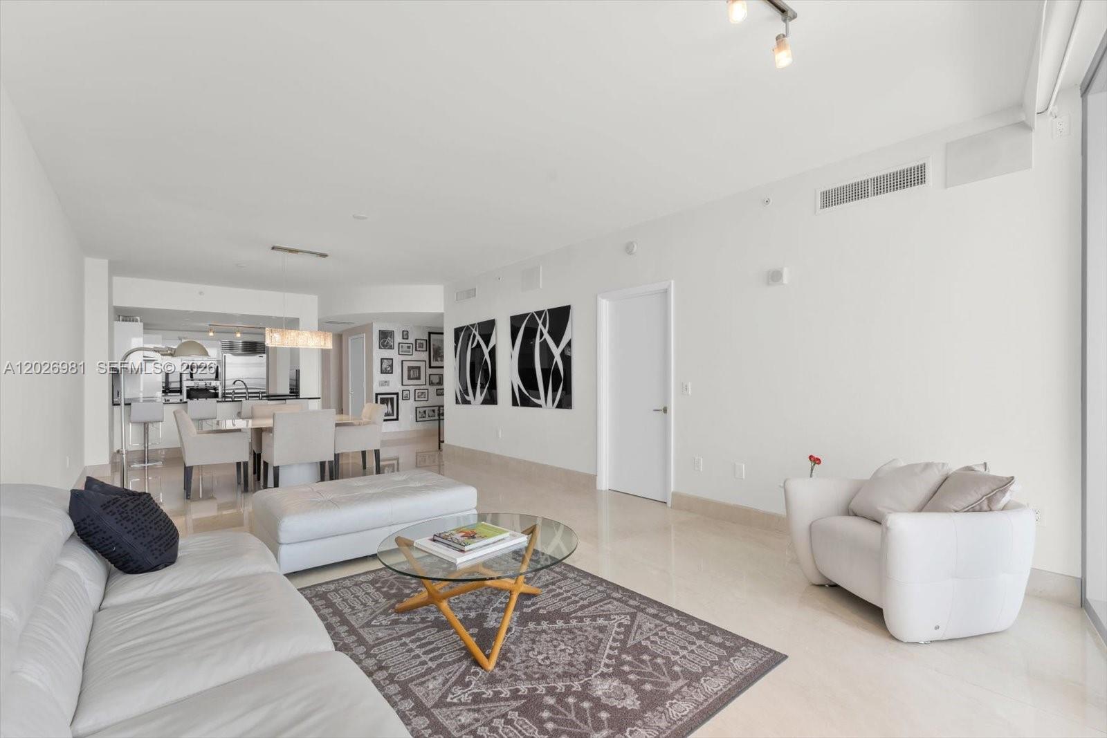17121 Collins Avenue