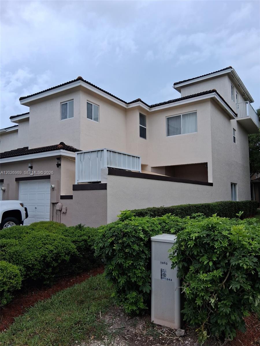 1953 SE 24th Avenue