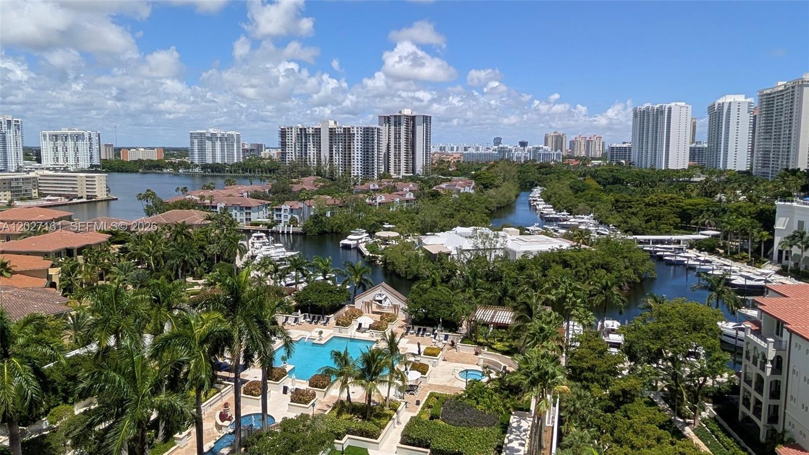2000 Island Boulevard
