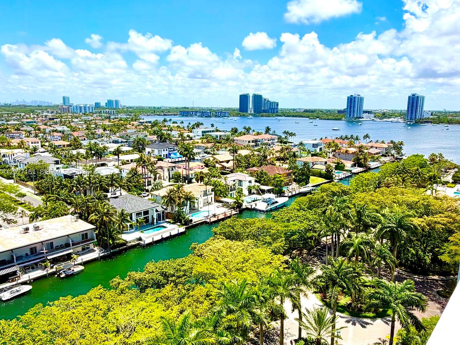 2000 Island Boulevard