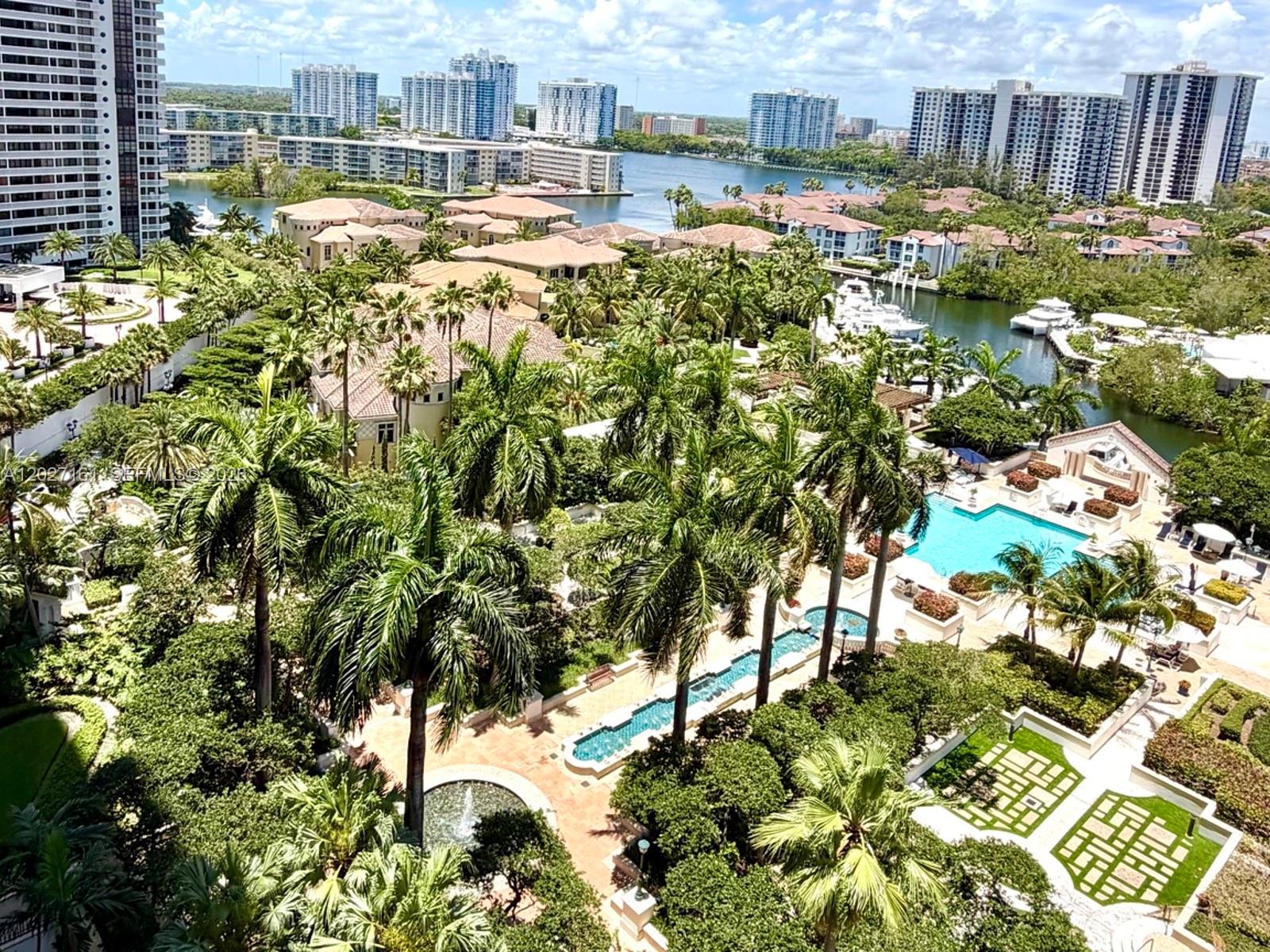 2000 Island Boulevard