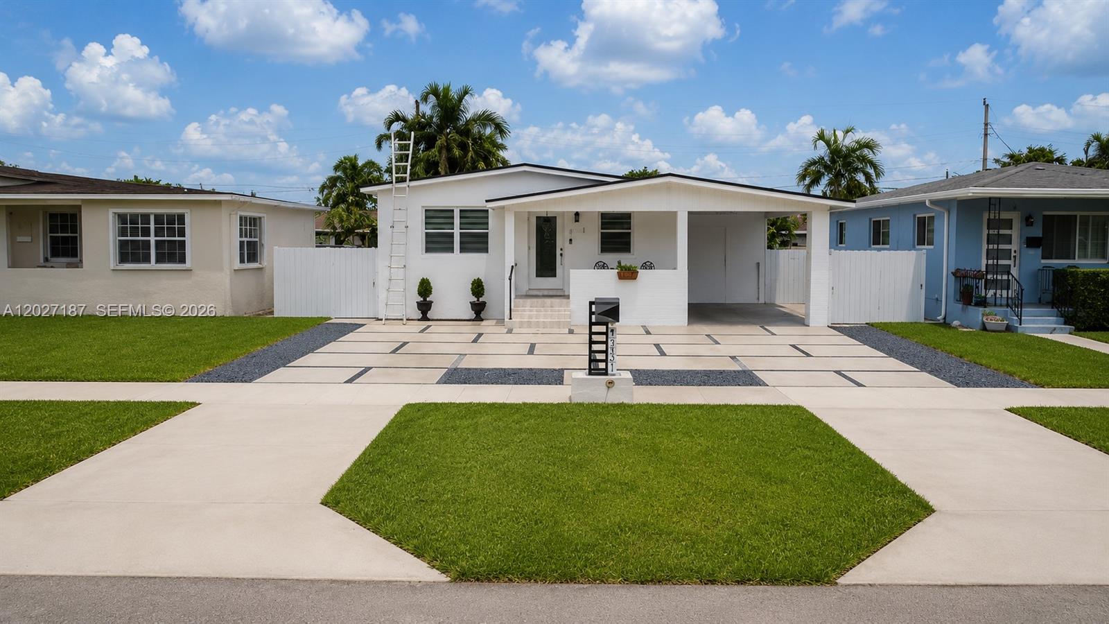 6748 SW 38th Street