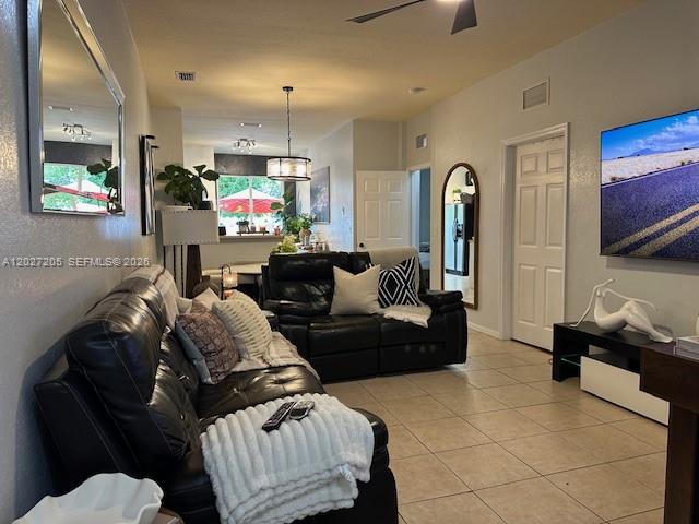 160 SW 16th Avenue