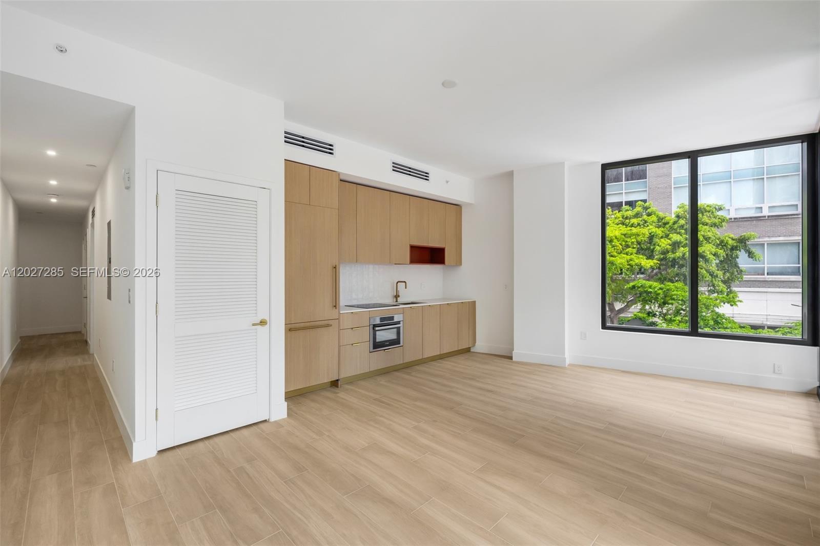 90 NE 32nd Street