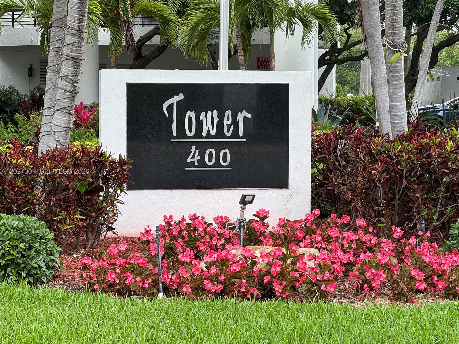 3500 Mystic Pointe Drive