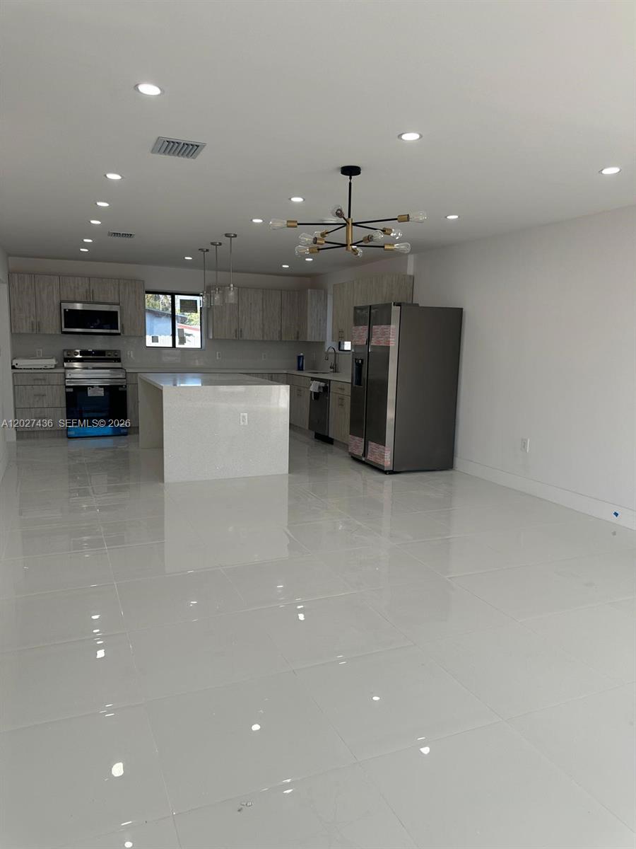 2041 NW 190th Terrace
