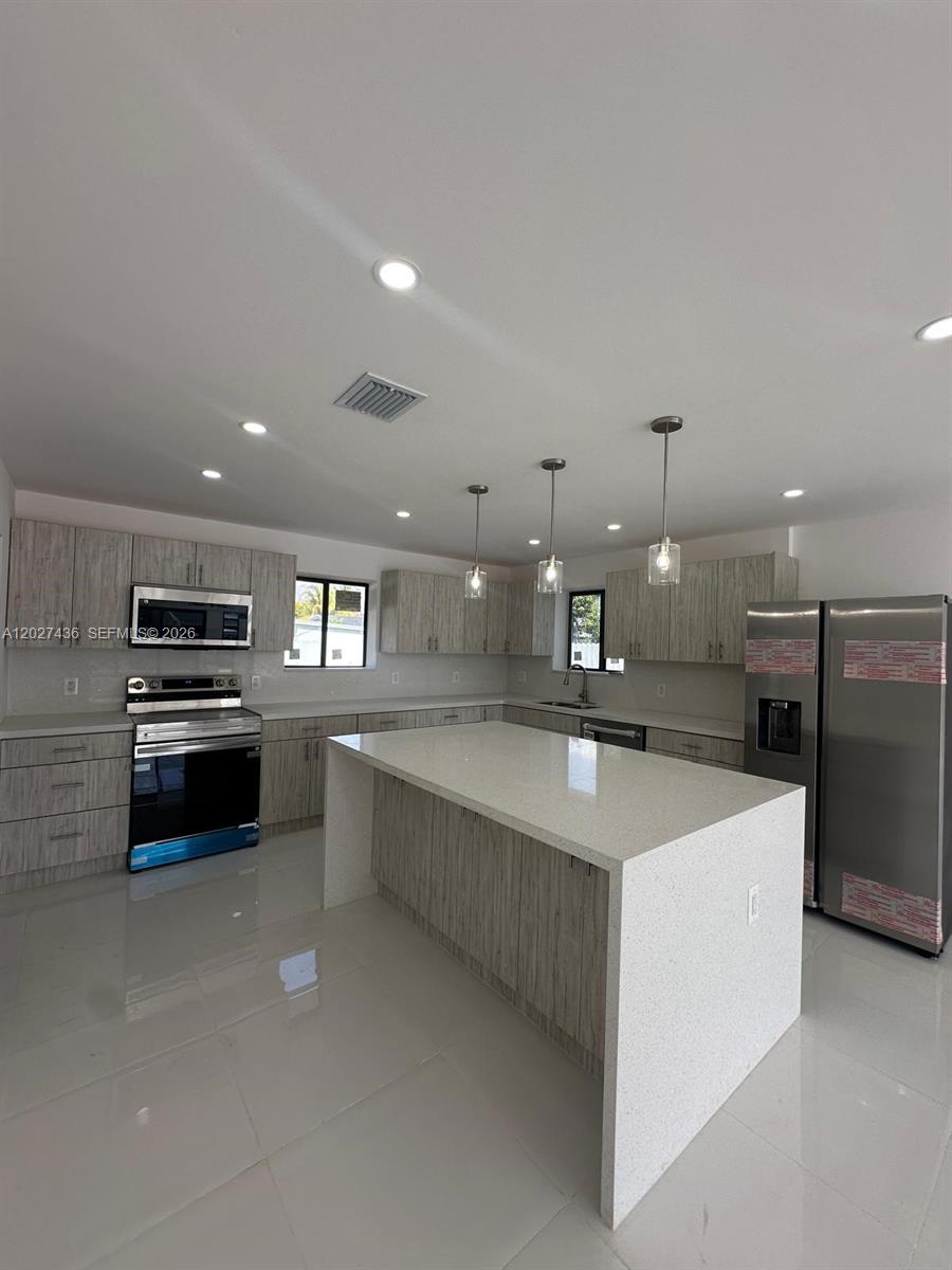 2041 NW 190th Terrace