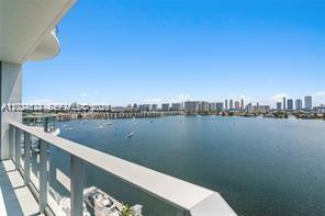 17111 Biscayne Boulevard