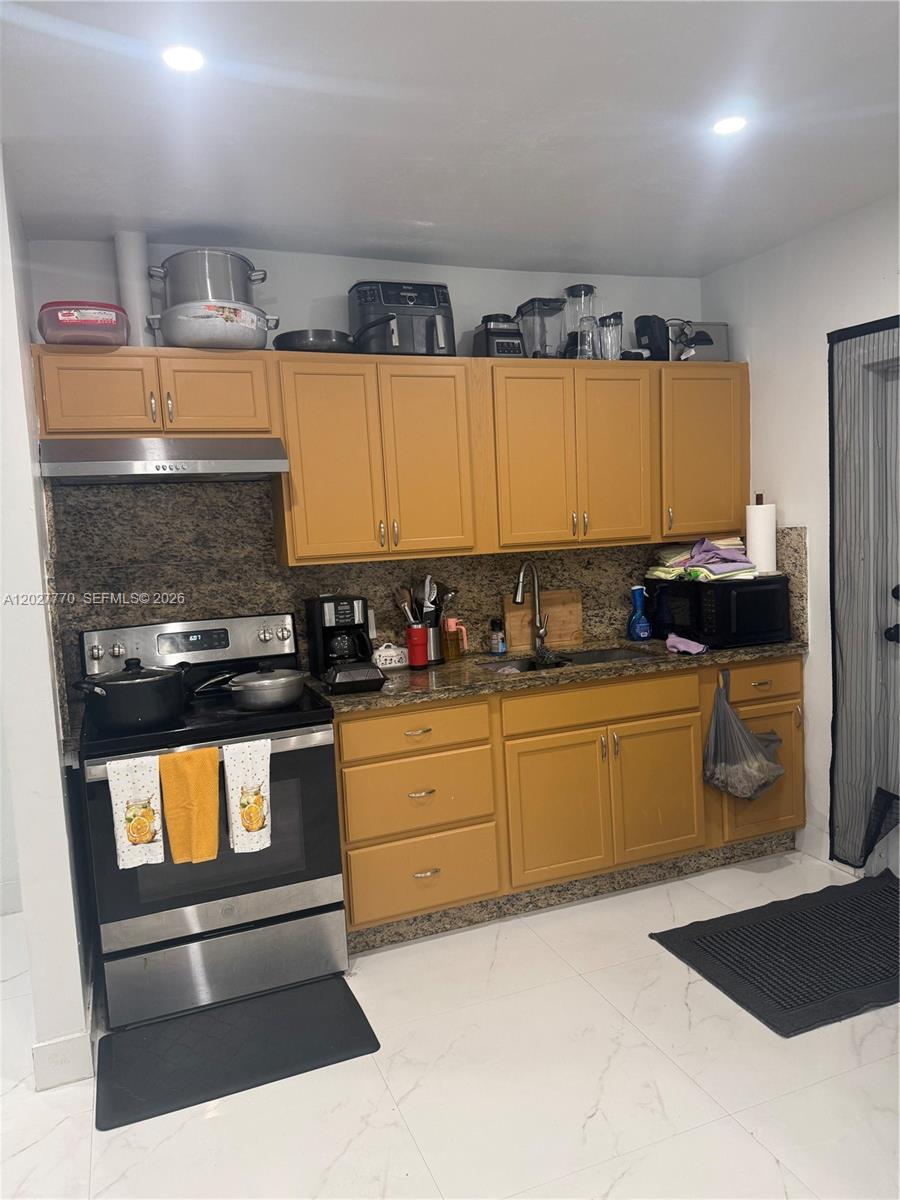 1750 NW 55th Terrace