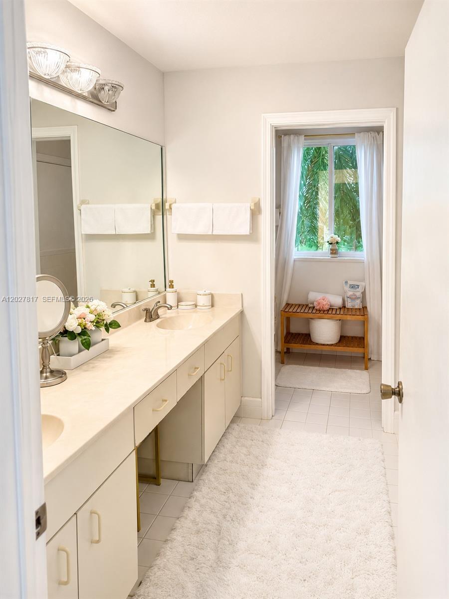 5343 NW 184th Street