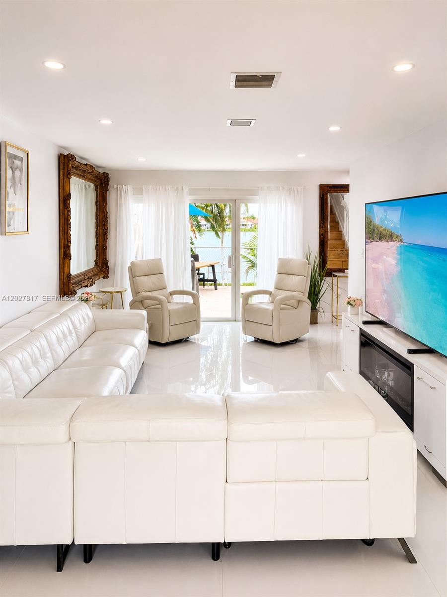5343 NW 184th Street