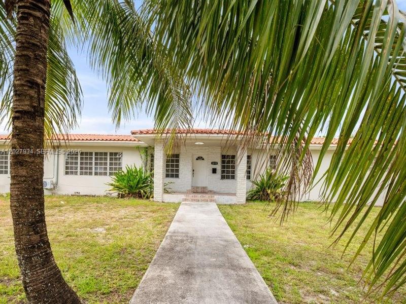 1895 NW 175th Street
