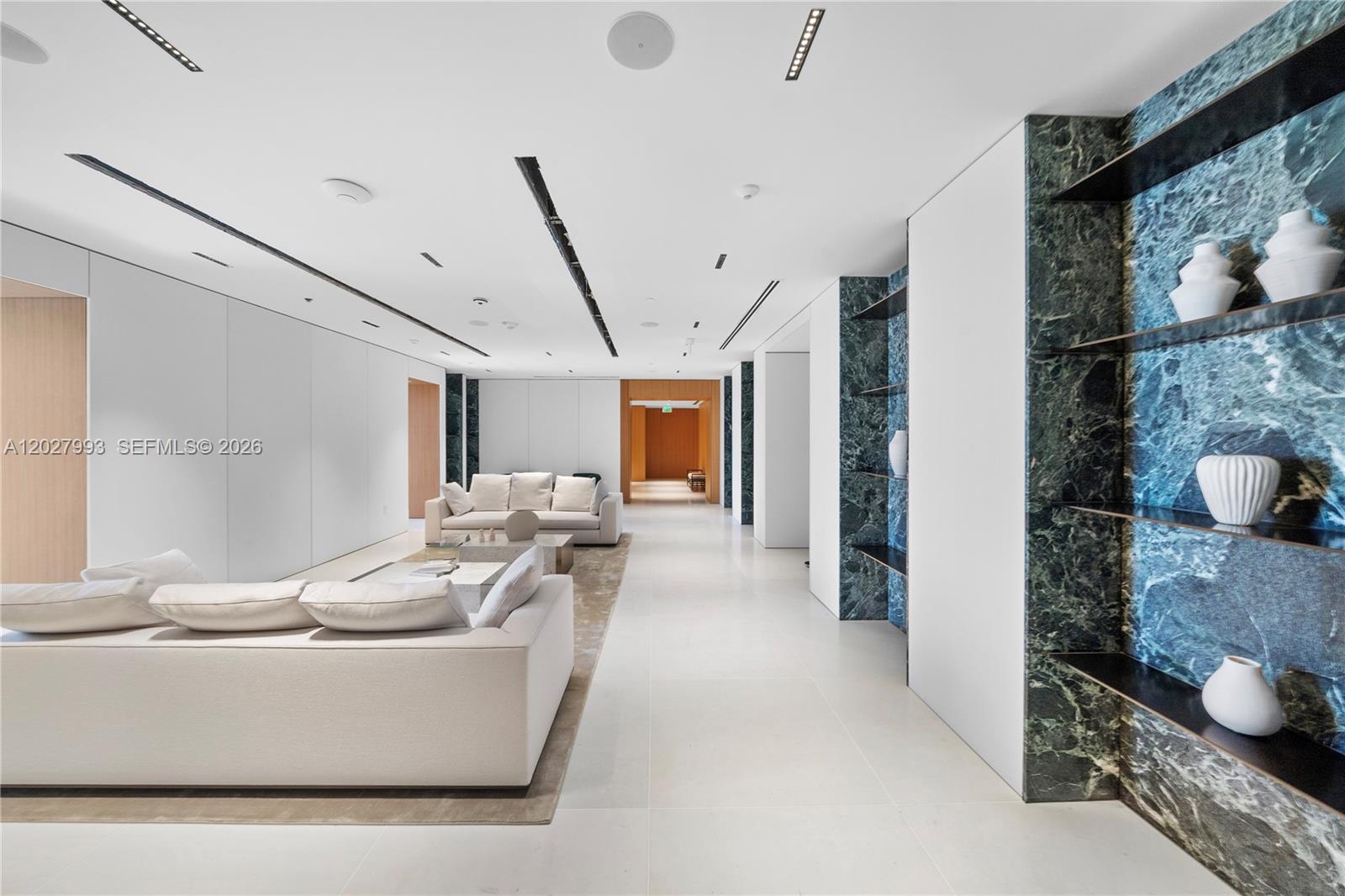 300 Biscayne Boulevard Way