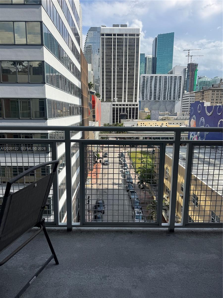 253 NE 2nd Street