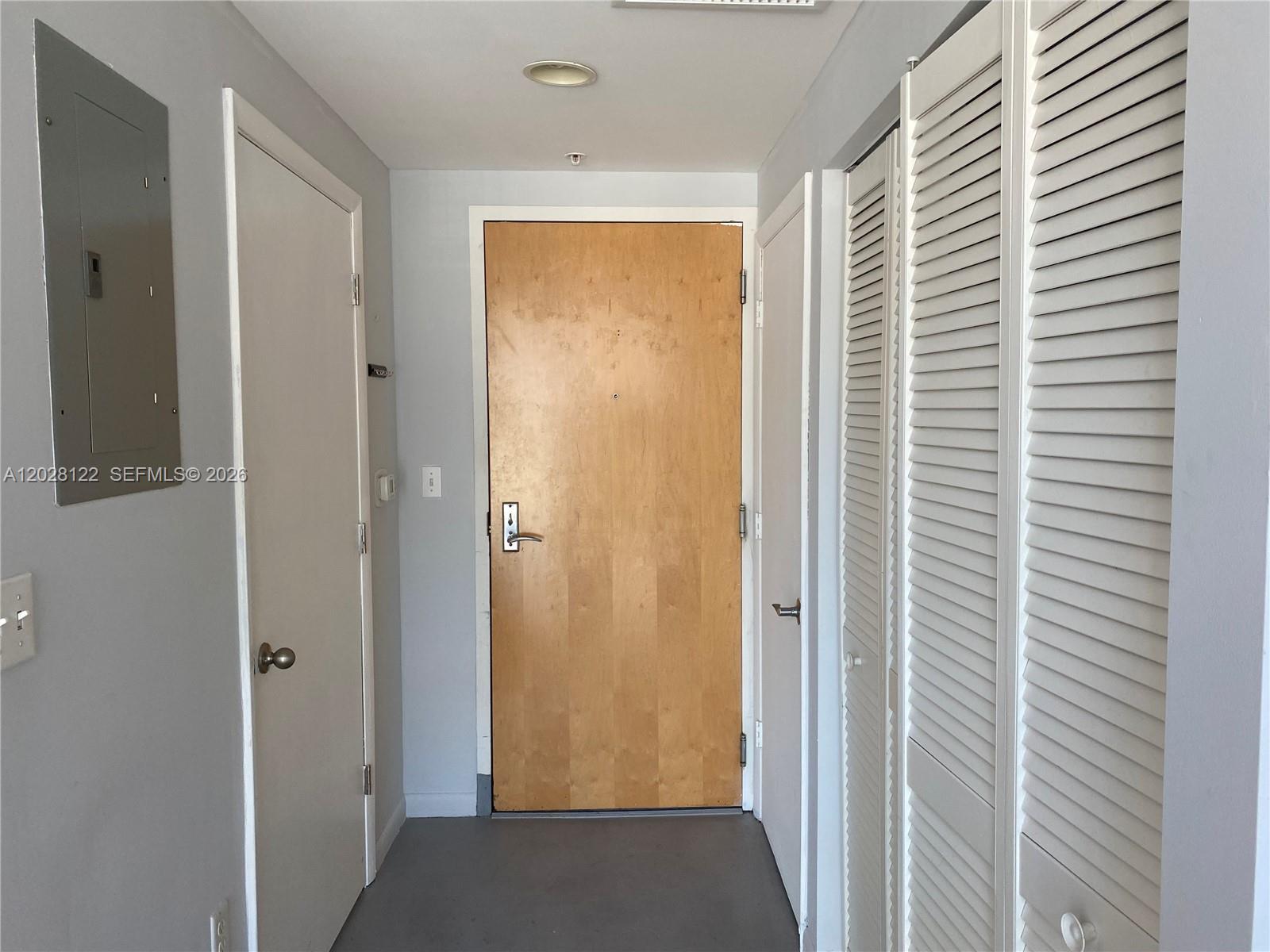 253 NE 2nd Street