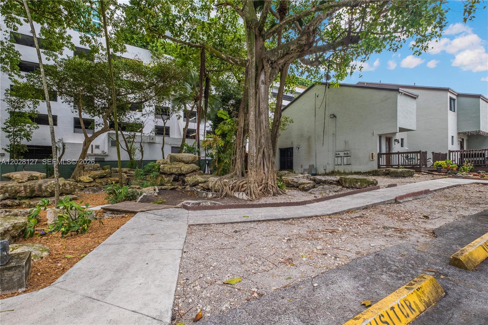 1901 S River Drive