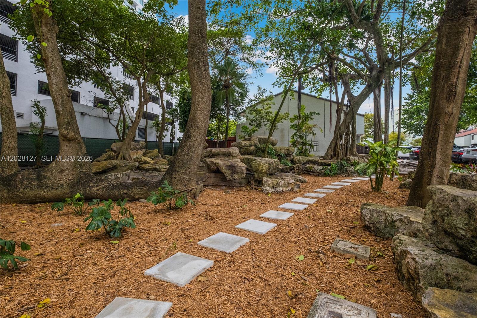 1901 S River Drive
