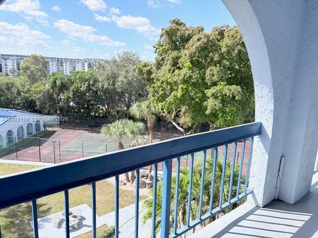 9460 Fontainebleau Boulevard