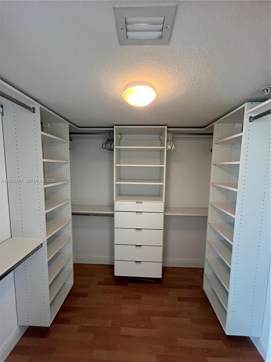 1800 N Bayshore Drive