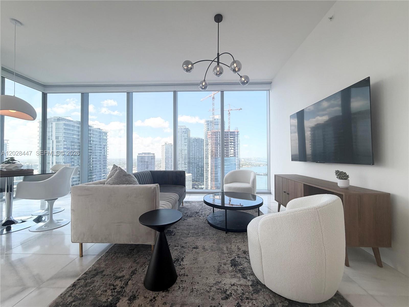 700 NE 26th Terrace