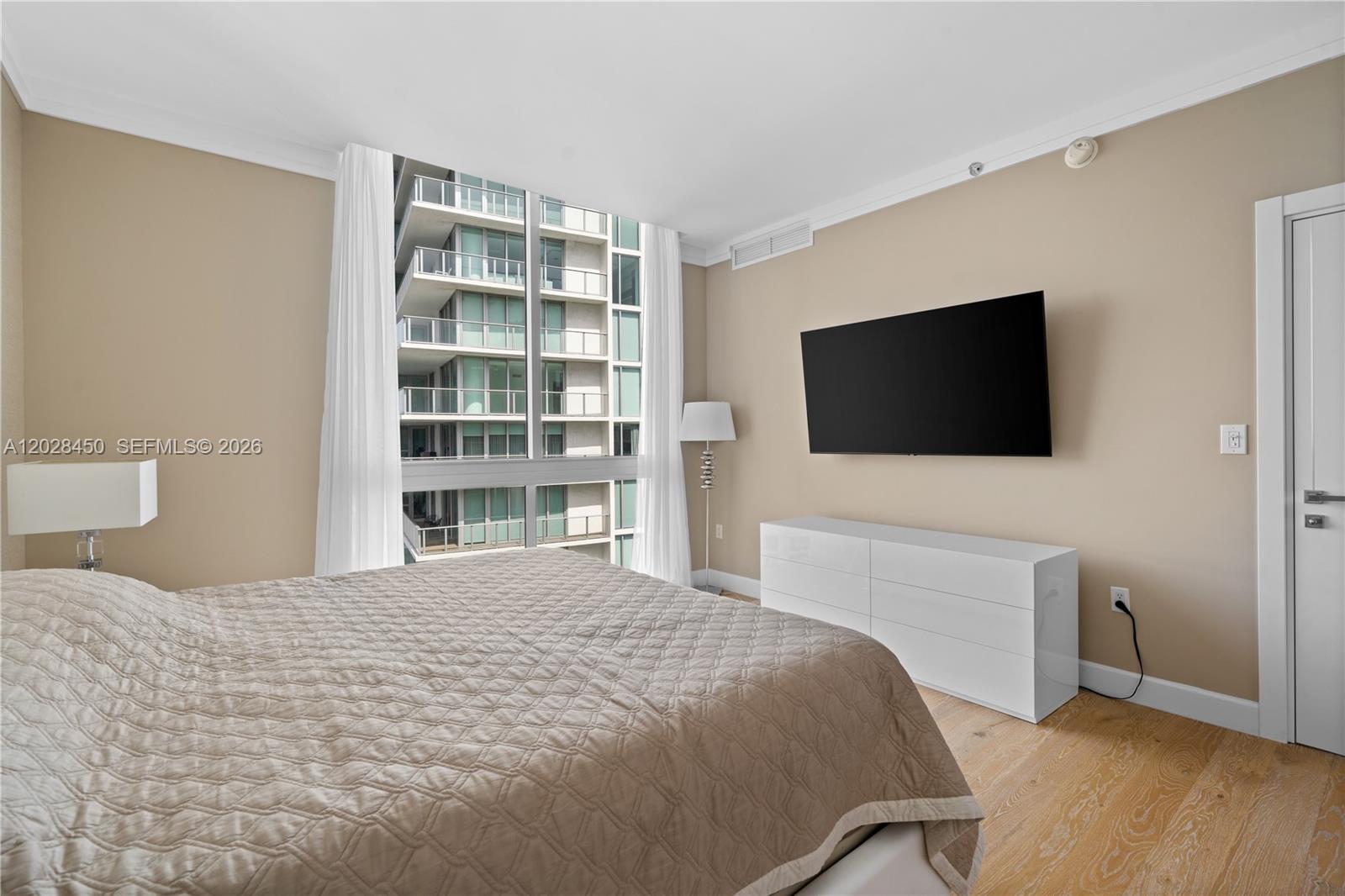 250 Sunny Isles Boulevard
