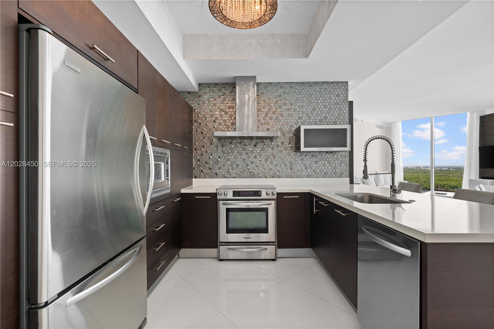250 Sunny Isles Boulevard