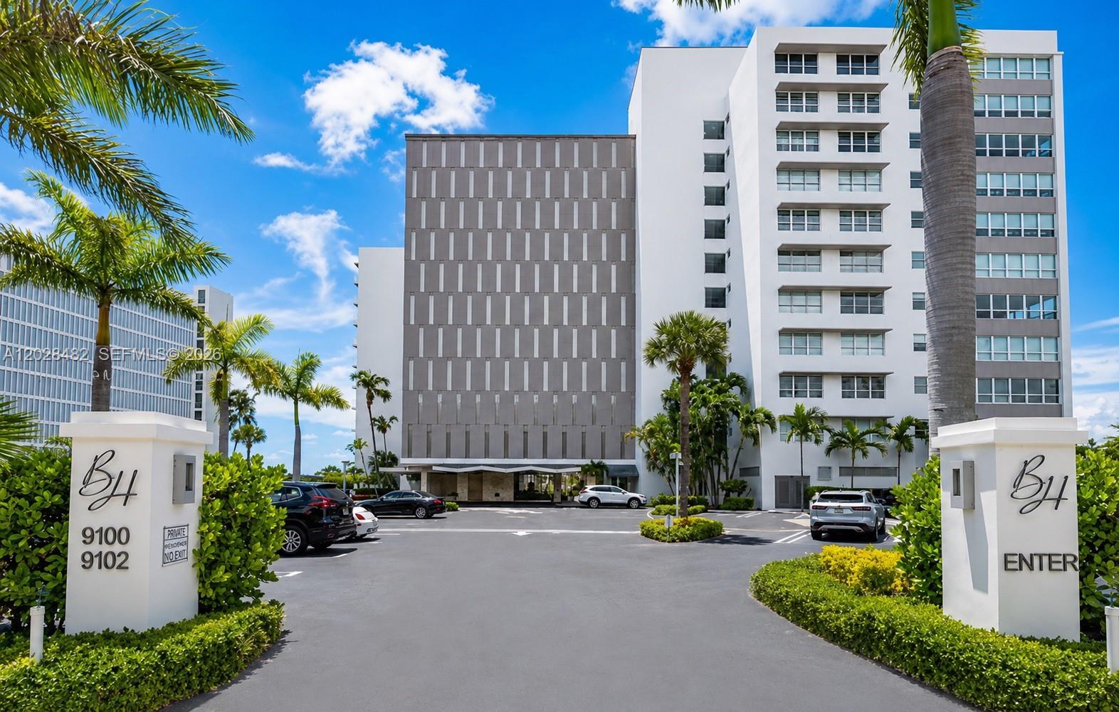 9102 W Bay Harbor Drive