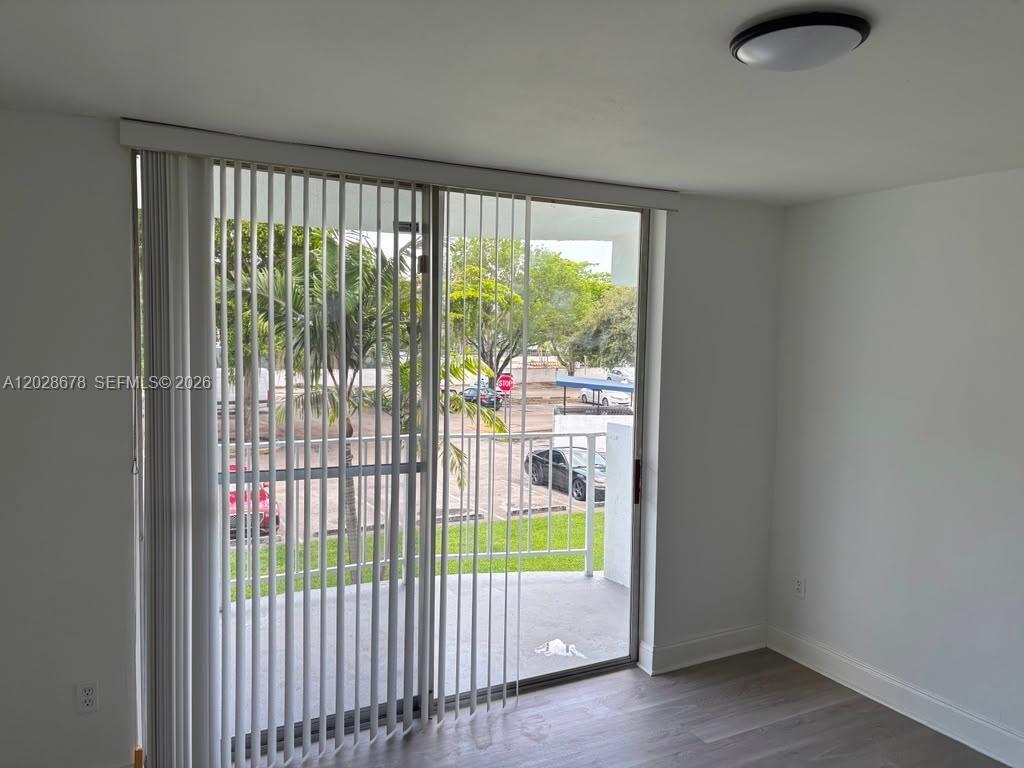 492 NW 165th St Road