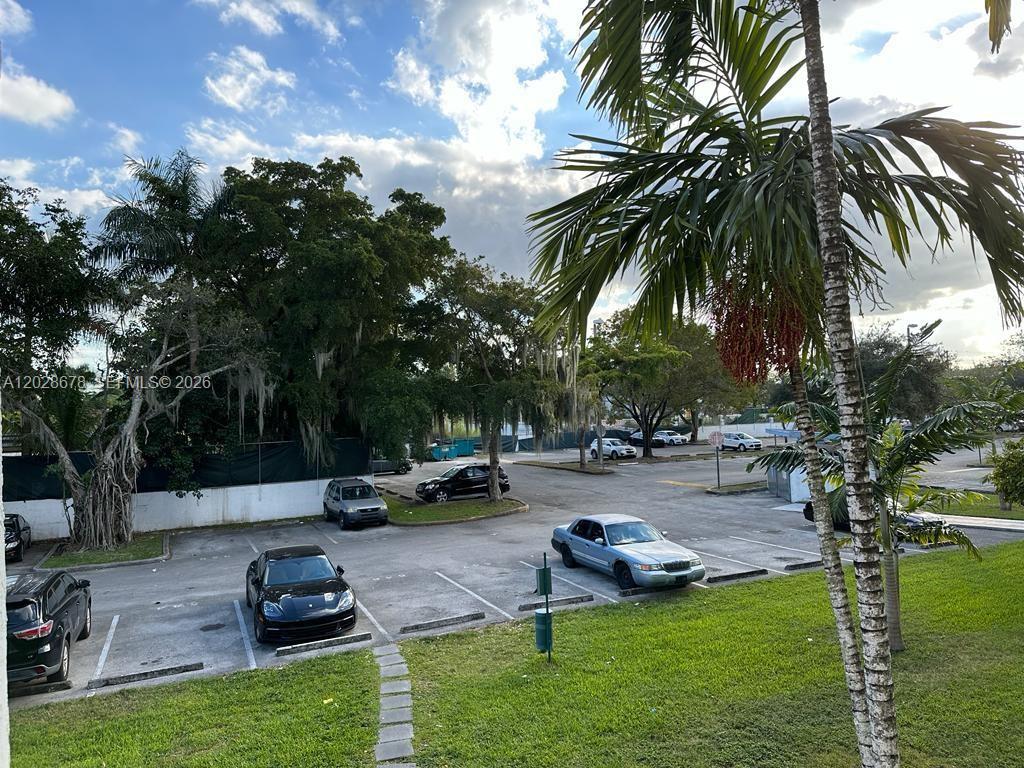 492 NW 165th St Road