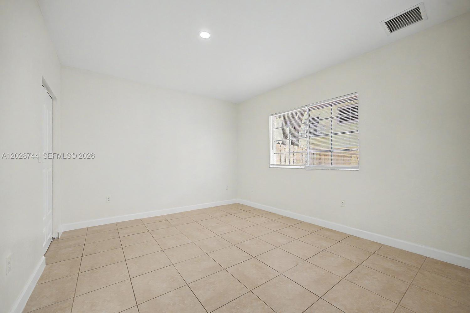373 NE 26th Place