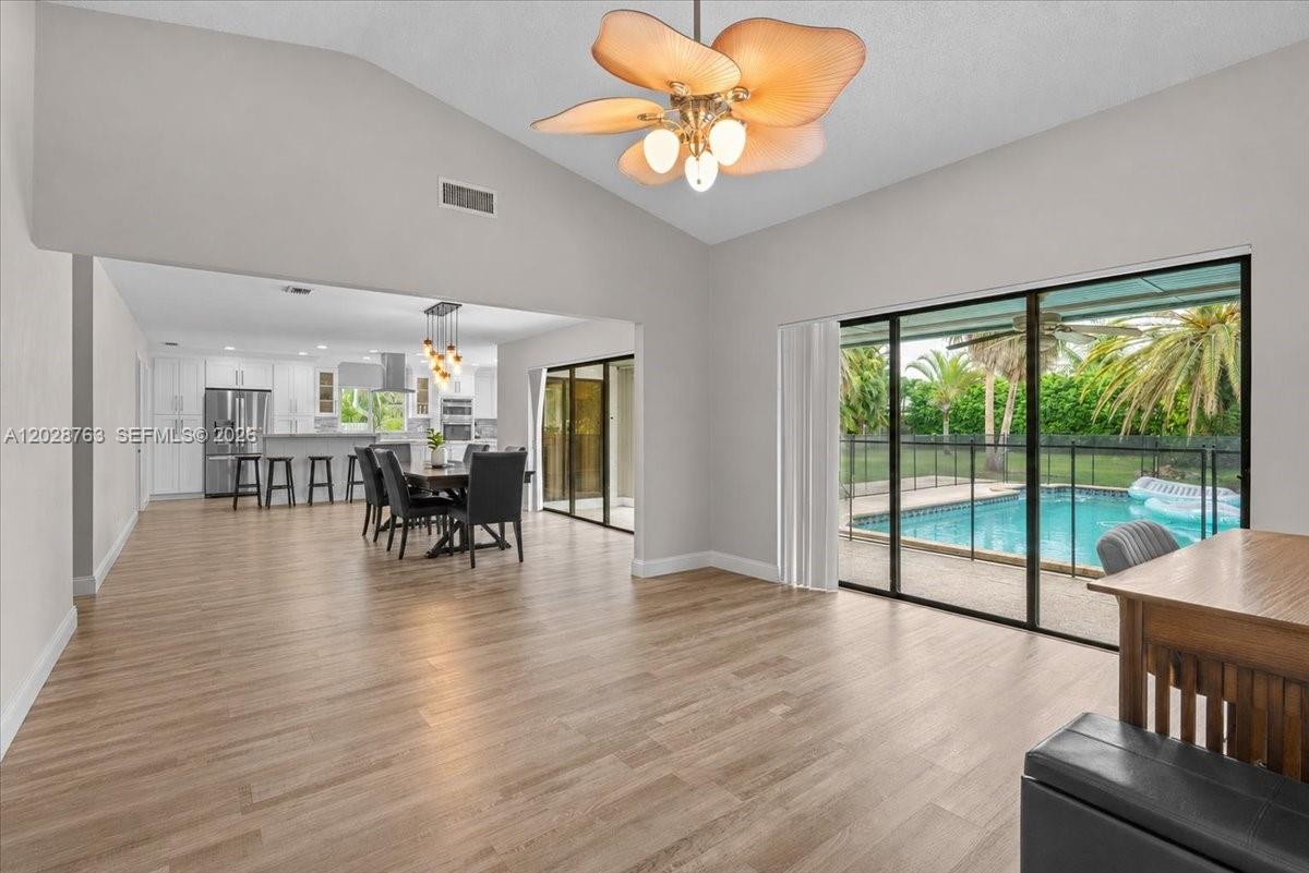 1571 NW 20th Street