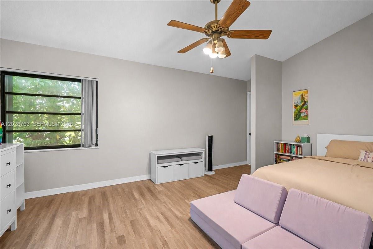 1571 NW 20th Street