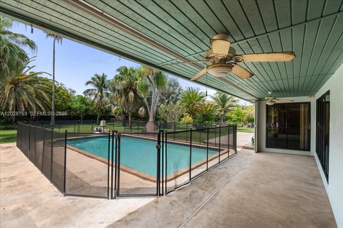 1571 NW 20th Street