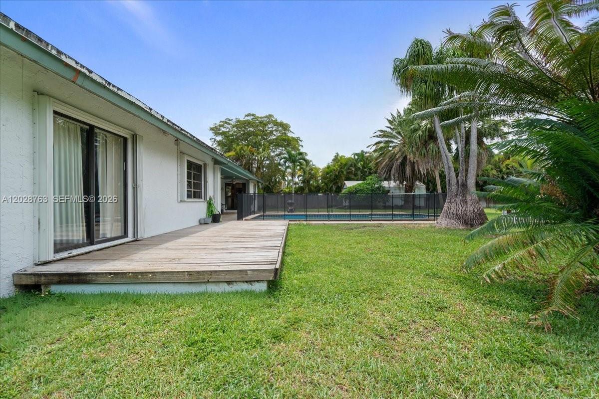1571 NW 20th Street