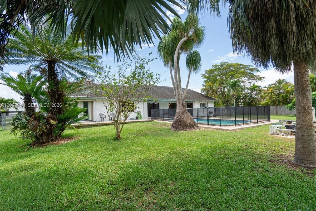 1571 NW 20th Street