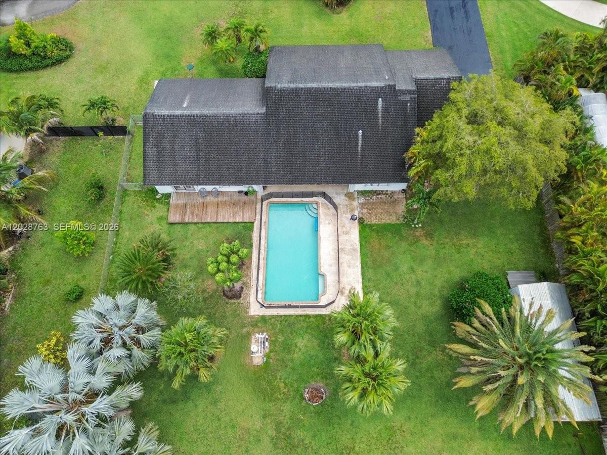 1571 NW 20th Street