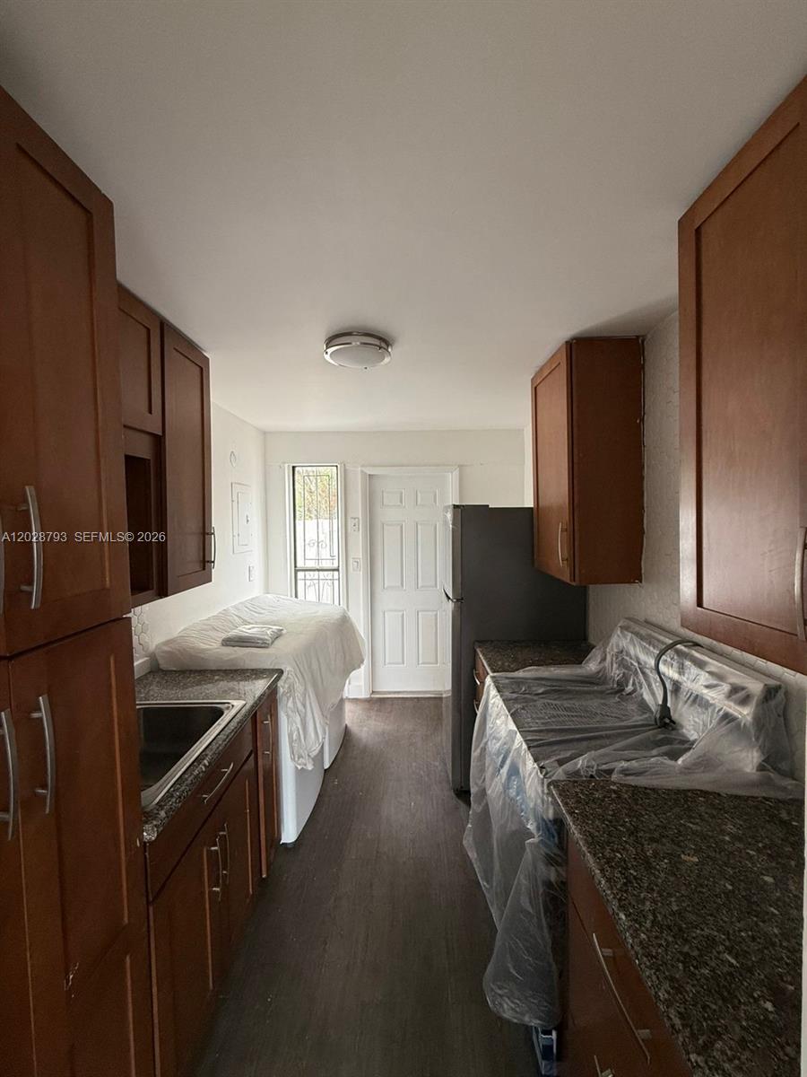14310 NE 5th Place