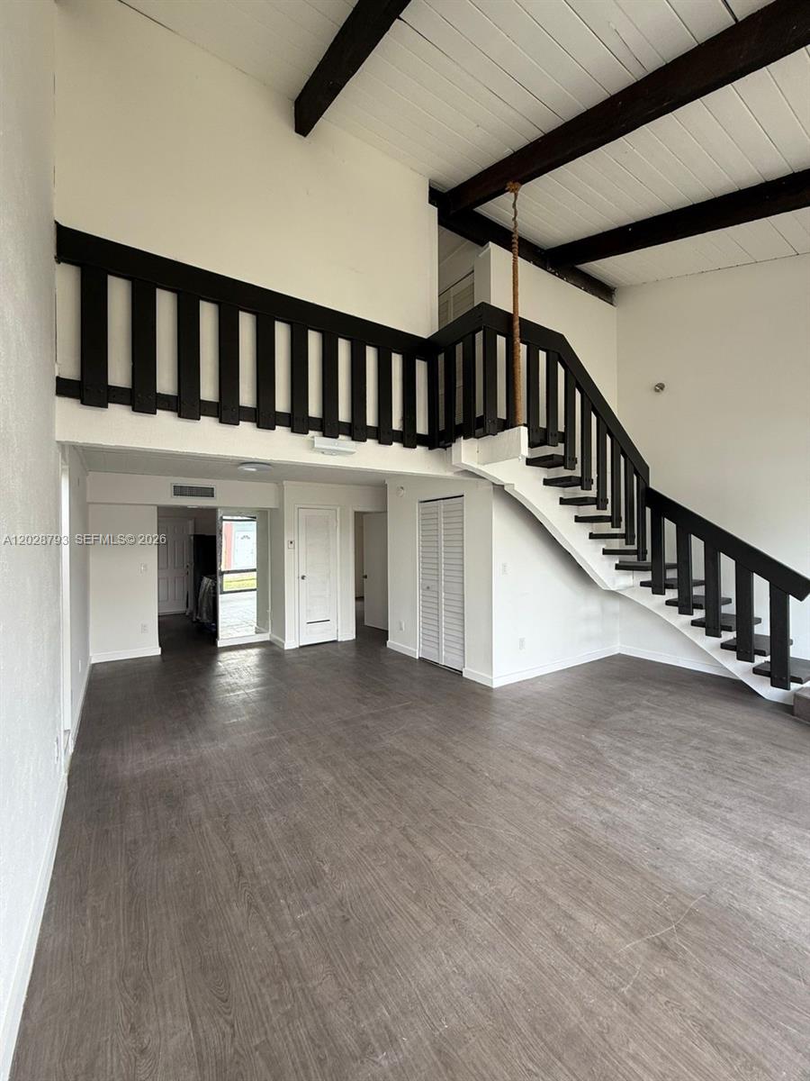 14310 NE 5th Place