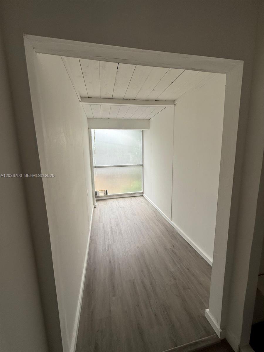 14310 NE 5th Place