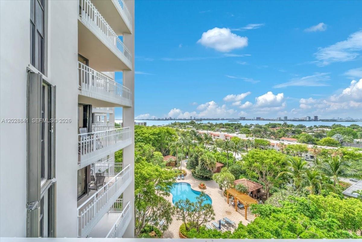 2000 Towerside Terrace