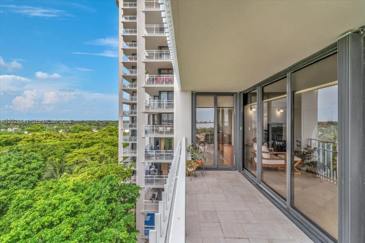 2000 Towerside Terrace