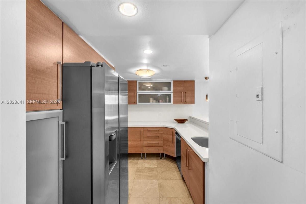 2000 Towerside Terrace