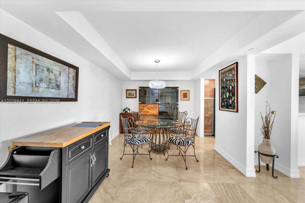 2000 Towerside Terrace